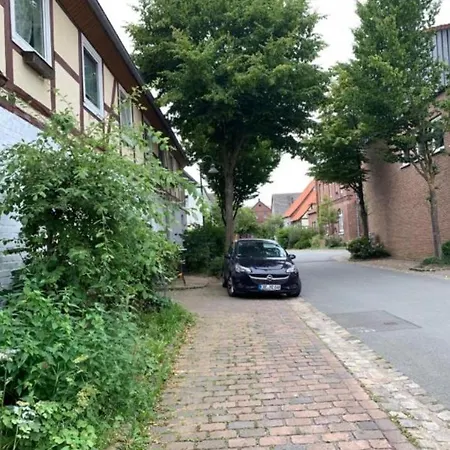 شقة Monat Mietete Monteu *