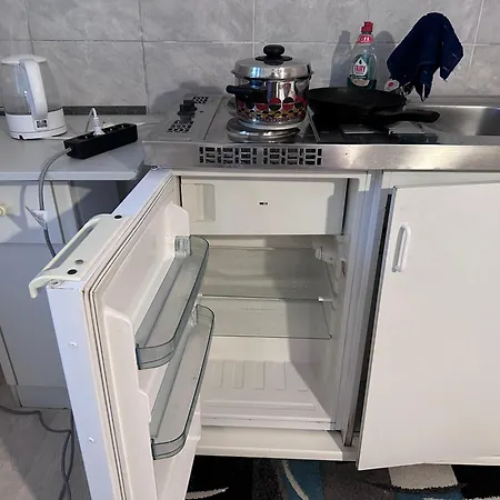 شقة Monat Mietete Monteu