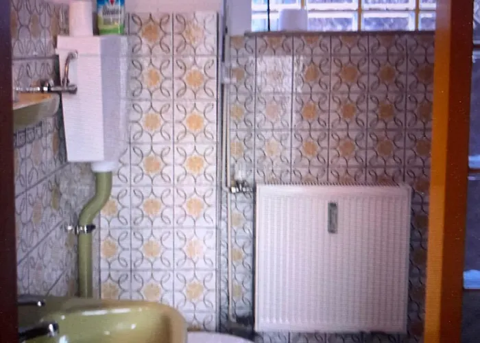 Monat Mietete Monteu *